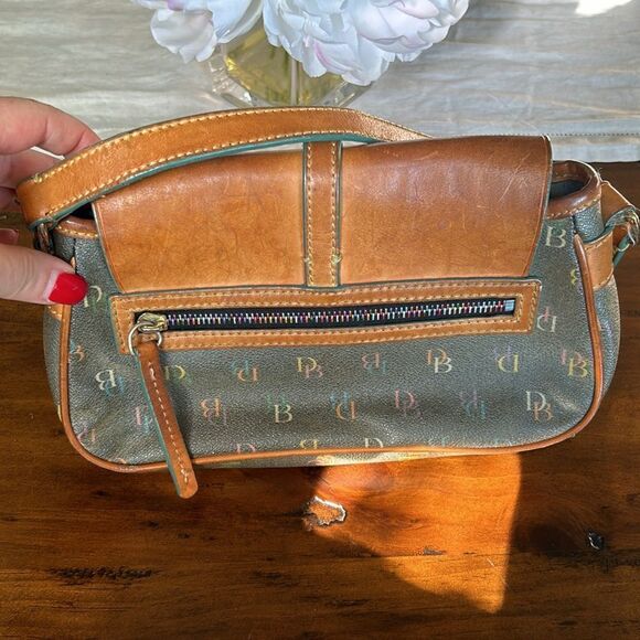 Dooney & Bourke Vintage shoulder bag impressive condition - Picture 9 of 17